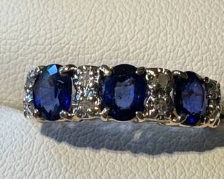 #13 - $315 - 14kt y gold diam/lab sapphires ring sz 6 1/2- 2.50gr