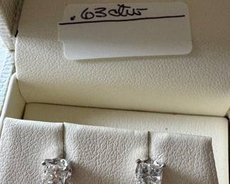 #2- $575 - Earrings diam princess cut w.gold 0.63 ct