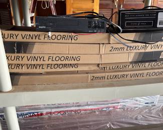 Next picture has flooring in box