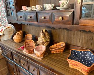 Two Piece Hutch / Breakfront