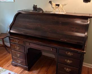Nathan Hale Roll Front Desk