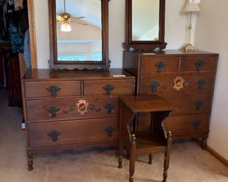 Vintage Matching Bedroom Set – 2 Dressers, 2 Mirrors & Nightstand