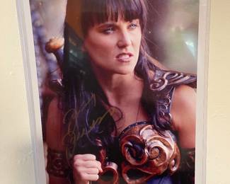Lucy Lawless “Zena” autograph with COA