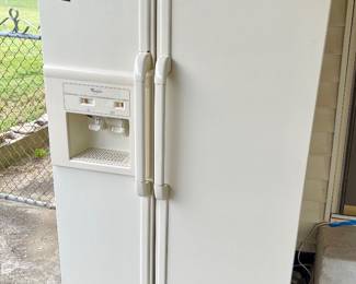 Whirlpool side by side fridge - works great!