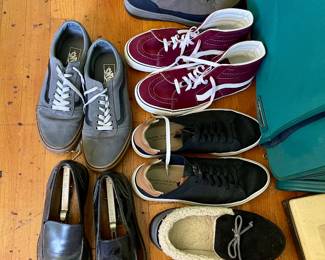 Men’s shoes size 10.5-11