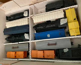 Lionel train cars