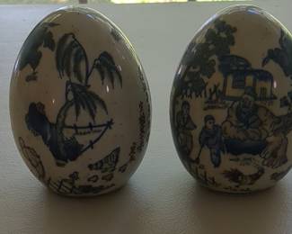 Pair of Vintage Bombay Company Chinese Export Style Porcelain Decorative Eggs