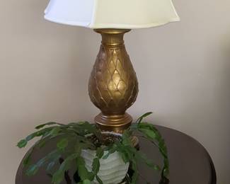 Vintage Hollywood Regency Brass Pineapple Table Lamp