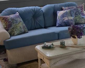 Pocassy 3 Seat Wicker Outdoor Patio Sofa Couch with Deep Seating and Blue Cushions