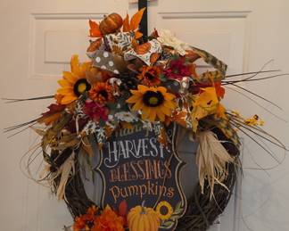 Decorative Fall Harvest Wreath