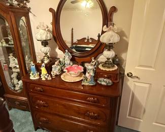 Davis Cabinet Co Bedroom Suit