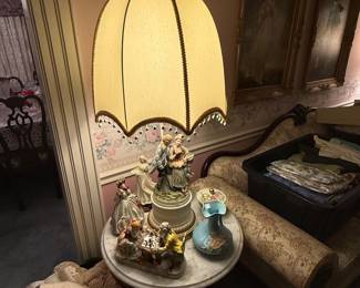 Cape a De Monte Style Lamps