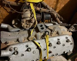 PRE SALE Lincoln-Zephyr V12 Flathead engine with hoist, from 1940
