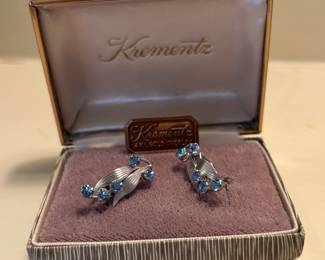 Cuff links 