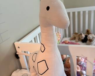 RH giraffe