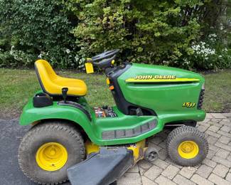Ride on John Deere…needs a tuneup and charge(or new battery)