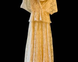 Vintage wedding dress