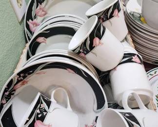 China Pearl Stoneware Serena