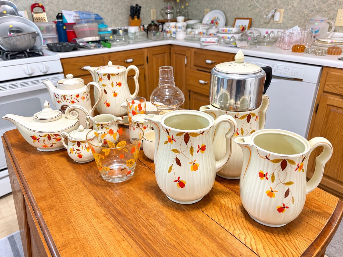 Autumn Leaf Hall Dishes
