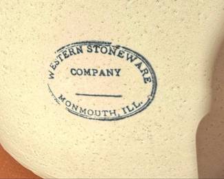Western Stoneware Company 8-Gallon Crock