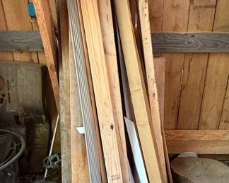 Assorted Dimensional Lumber Scrap