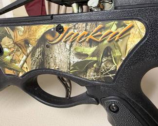 Barnett Jackal Crossbow Package