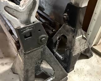 Husky 3-Ton Jack Stands