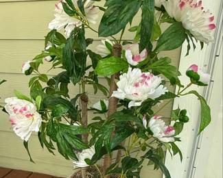 Artificial Floral Arrangements Collection