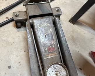 Pittsburgh Automotive 3-Ton Floor Jack