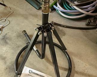 Strongway 3/4" Sprinkler with Round Base
