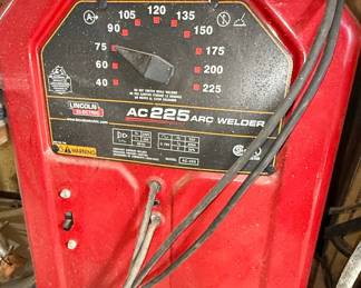 Lincoln Electric AC-225 Arc Welder