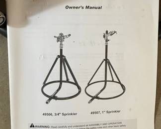 Strongway 3/4" Sprinkler with Round Base