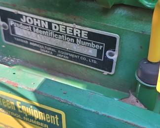 John Deere 3005 Compact Tractor