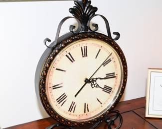 Metal scroll desk clock