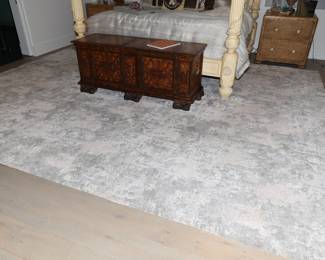 Gray & white wool floor rug-15 x 12
