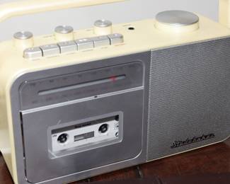 ETL Studebaker cassette player, AM/FM radio