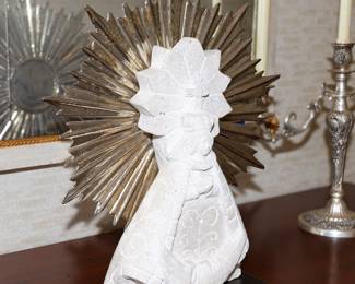 Jan Barboglio Corona d'Luz Virgin statue