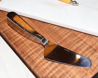 Nambe pie server