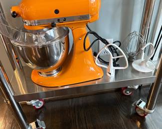 orange KitchenAid Artisan Series 5-Quart Stand Mixer