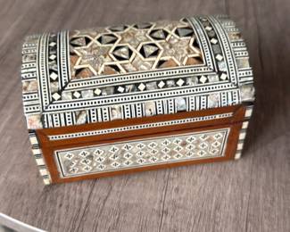  Egyptian mother-of-pearl inlaid wooden trinket or jewelry box