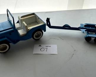 https://toledoliquidations.hibid.com/catalog/778631/estate-treasures-auction---antiques--toys-and-home-d-cor