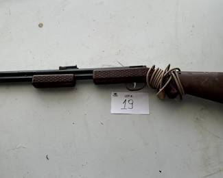 https://toledoliquidations.hibid.com/catalog/778631/estate-treasures-auction---antiques--toys-and-home-d-cor