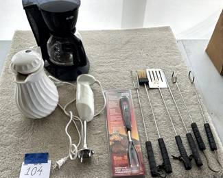 https://toledoliquidations.hibid.com/catalog/778631/estate-treasures-auction---antiques--toys-and-home-d-cor