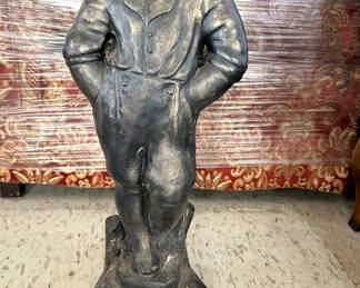 https://toledoliquidations.hibid.com/catalog/778631/estate-treasures-auction---antiques--toys-and-home-d-cor