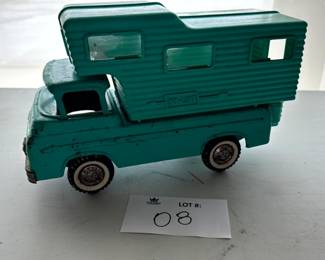 https://toledoliquidations.hibid.com/catalog/778631/estate-treasures-auction---antiques--toys-and-home-d-cor