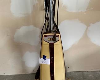 https://toledoliquidations.hibid.com/catalog/778631/estate-treasures-auction---antiques--toys-and-home-d-cor
