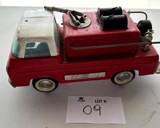https://toledoliquidations.hibid.com/catalog/778631/estate-treasures-auction---antiques--toys-and-home-d-cor