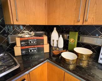 New Calphalon pans, Hall Golden Glo serve ware