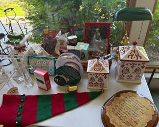 Desk lamp, Glass Crosses, Ceramic canisters