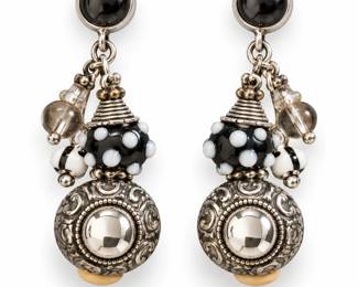 Brincos Pendentes Prateados Ornamentados